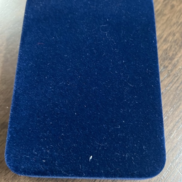 Montana Silversmiths Thunder Cloud Necklace - Picture 14 of 14